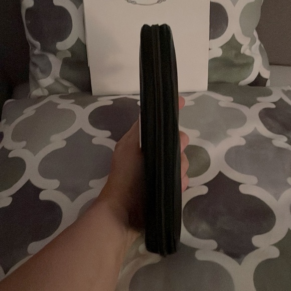 Prada Wallet - Picture 4 of 13